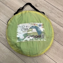  ポップアップテントの画像