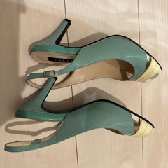 TALANTONヒールの画像