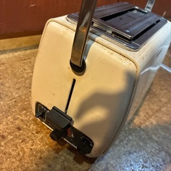 レトロ　トースターの画像