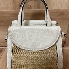 早い者勝⭐️kate spade かごバッグ 2wayショルダーベージュ/ホワイトの画像