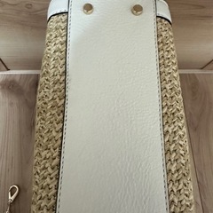 早い者勝⭐️kate spade かごバッグ 2wayショルダーベージュ/ホワイトの画像