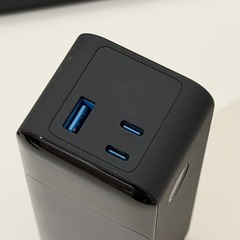 Anker 737 Power Bank (PowerCore 24000) (24000mAh / 大容量モバイルバッテリー) 【USB PD 3.1 対応/PSE技術基準適合/USB-C入力対応 / 140W出力】モバイルバッテリーの画像