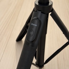 Ulanzi スマホ 三脚 Magasfe対応 自撮り棒 160cm カメラ 三脚/一脚兼用 三脚スタンド 5段階伸縮 片手操作 リモコン付き iPhone Androidに対応 コンパクト セルフィー/生放送/撮影録画に最適 SK-05の画像