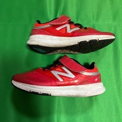 中古　幼児靴スニーカー赤14.5cmの画像