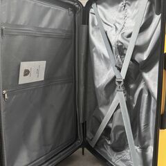 旅行用大容量キャリーケースの画像