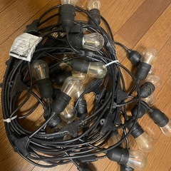 屋外用LEDストリングライト 50球×2セット／予備電球7個付き（無料）の画像