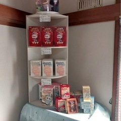 ボンボンシールや雑貨のフリマの画像