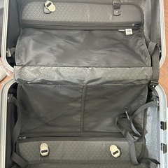 スーツケースの画像