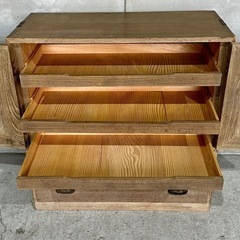 ✿60s✿ 昭和レトロ 桐箪笥 衣装箪笥 シャビー 古家具 収納棚 和モダンの画像