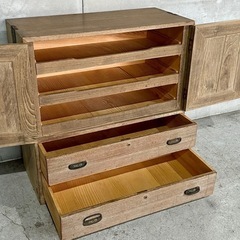 ✿60s✿ 昭和レトロ 桐箪笥 衣装箪笥 シャビー 古家具 収納棚 和モダンの画像