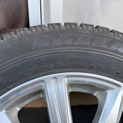 175/65R15 スタッドレスタイヤ　ブリザックの画像