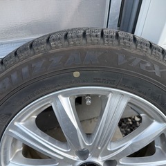 175/65R15 スタッドレスタイヤ　ブリザックの画像
