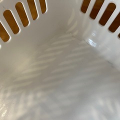 カゴ　ヒビありの画像