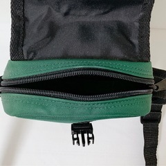 【Disney大好きさん必見！】アニマルキングダム ポシェット Walt Disney World®︎ Resort ベルト通し付きサコッシュの画像