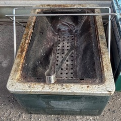 Coleman コールマン 卓上チャコールグリル BBQ コンロ 中古品の画像