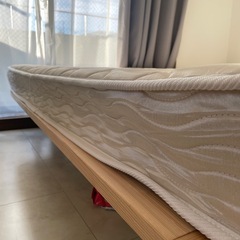 クイーンベッド➕すのこフレームの画像