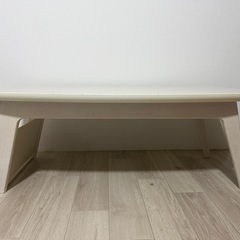 本日無料 ローテーブル　白系の画像