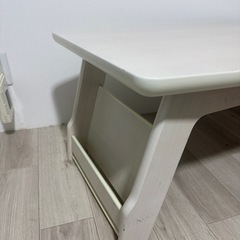 本日無料 ローテーブル　白系の画像