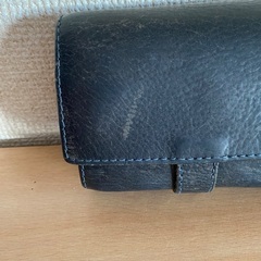 フェリージ　二つ折り財布の画像