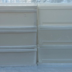 取引中！　衣装ケースの画像