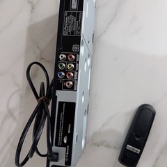 DVDプレイヤー　写真のものが全てです。ケーブルなしの画像