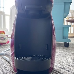 ネスカフェ　ドルチェ　グスト　赤 コーヒーメーカー の画像