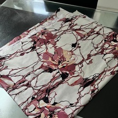 花柄生地 はぎれ 布地 ピンク系 マルチカラーの画像