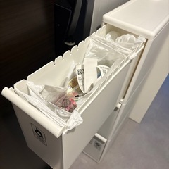 廃棄物分別箱の画像