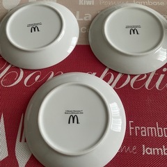 マクドナルドXムーミン皿 3枚セットの画像