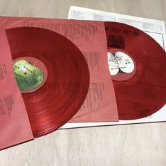 ビートルズのLPレコード3枚セットの画像