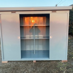 イナバ物置　大型の画像