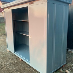 イナバ物置　大型の画像