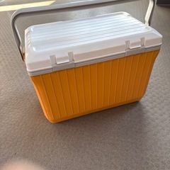クーラーボックスの画像