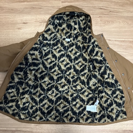patagonia ブラウン フード付きジャケット