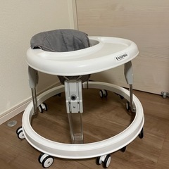 Uuoeebb ベビーウォーカーの画像