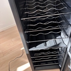 ottostyle.jp ワインセラー セパレート2段式 【最大32本収納】 家庭用 ペルチェ方式 タッチパネル 紫外線UVカットガラス 上下2段式で設定温度を管理可能 容量78Lの画像