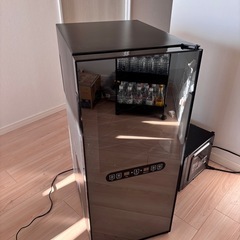 ottostyle.jp ワインセラー セパレート2段式 【最大32本収納】 家庭用 ペルチェ方式 タッチパネル 紫外線UVカットガラス 上下2段式で設定温度を管理可能 容量78Lの画像