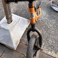 ストライダー　オレンジ　キッズバイクの画像