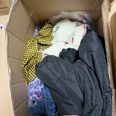 古着  まとめ 大量 せどり 転売 メルカリ 400着の画像