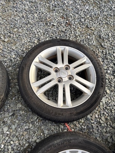 ダイハツ　タントカスタム15インチ！