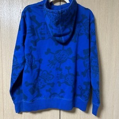 STUSSY スカルボーン フルジップパーカー ブルー Mの画像