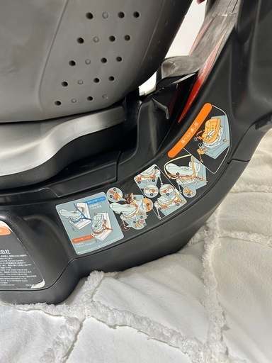 ＊*美品*＊　新生児から4才ごろまで使用可能　コンビ　クリーニング済　ラクティアターン　エッグショック