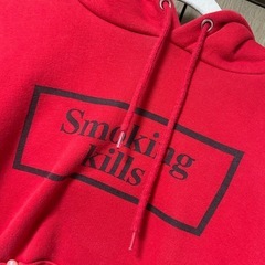 FR2 smoking kills パーカー 赤 Mの画像