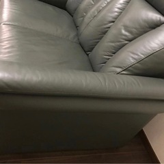 ニトリ二人掛けソファの画像