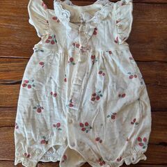 【未使用】新生児ロンパース3点セットの画像