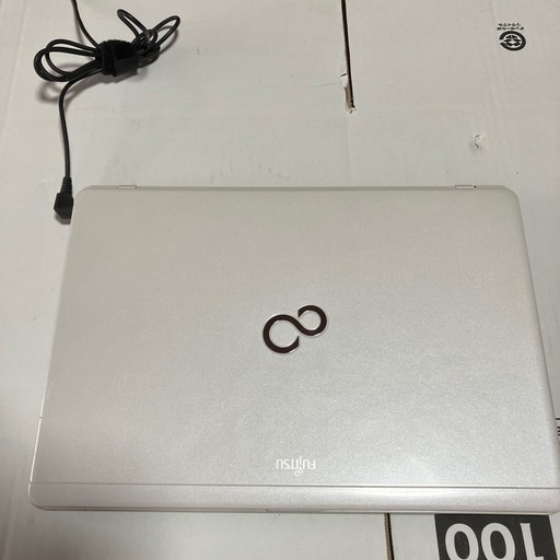 FUJITSU LIFE book Windows11corei3 SSD美品 【公式通販】