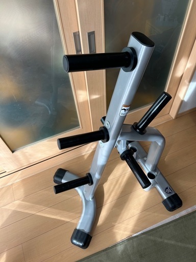 タフスタッフ〉プレートツリー (島村龍昇) 高島のフィットネス