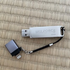 USBメモリ 128GBの画像