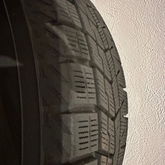 ヨコハマ　スタッドレスホイール付きタイヤ
の画像