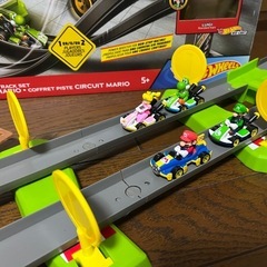 マリオカートのレースコースの画像